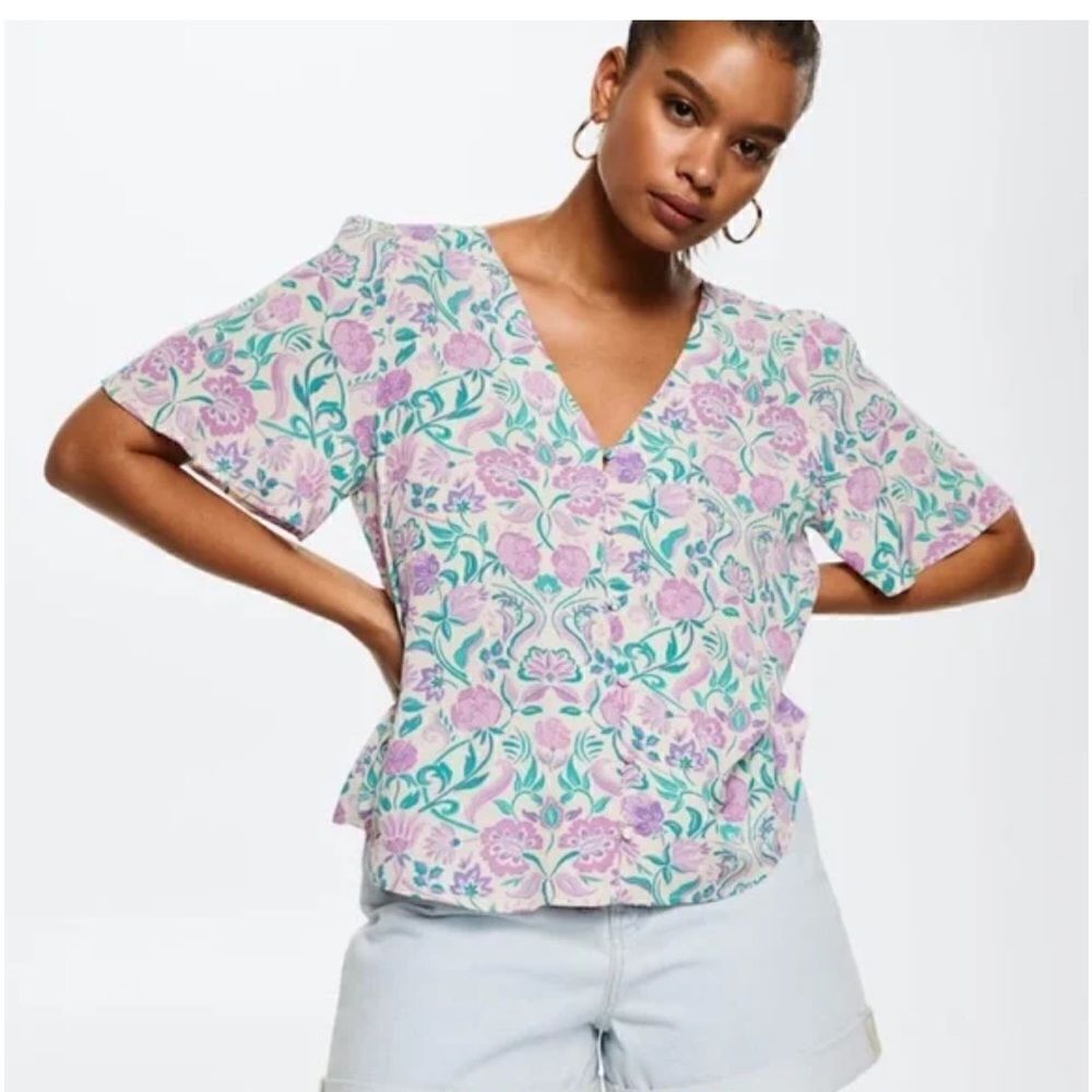 MANGO Flowy Floral Short Sleeve Blouse NEW Size 18